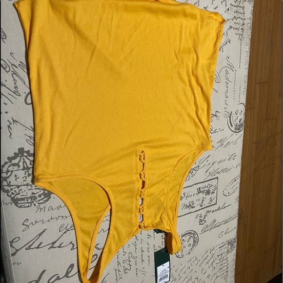 Tank top - Picture 2 of 2